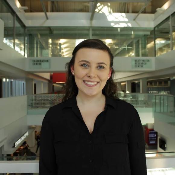 Meet your Posher, Madi - Picture 1 of 1